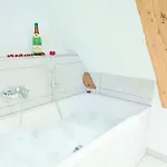 Wood World Luxury Ii Massage - Bergblick - Parken - Kueche - Light Show - Trampolin * Markdorf