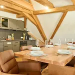 Wood World Luxury Ii Massage - Bergblick - Parken - Kueche - Light Show - Trampolin Lejlighed Markdorf