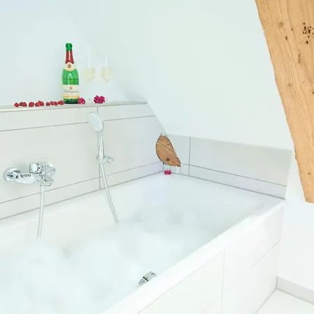 Wood World Luxury Ii Massage - Bergblick - Parken - Kueche - Light Show - Trampolin * Markdorf