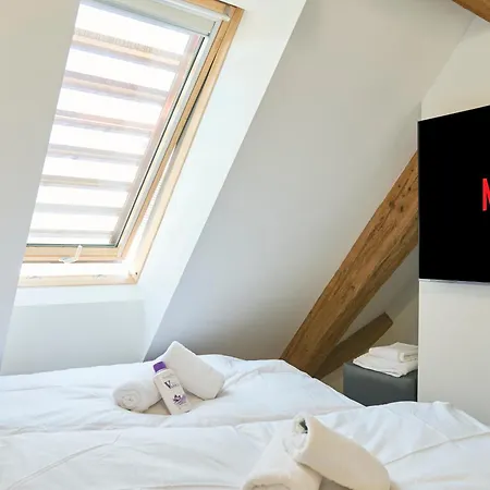 Apartment Wood World Ii Massage - Bergblick - Parken - Kueche - Light Show - Trampolin