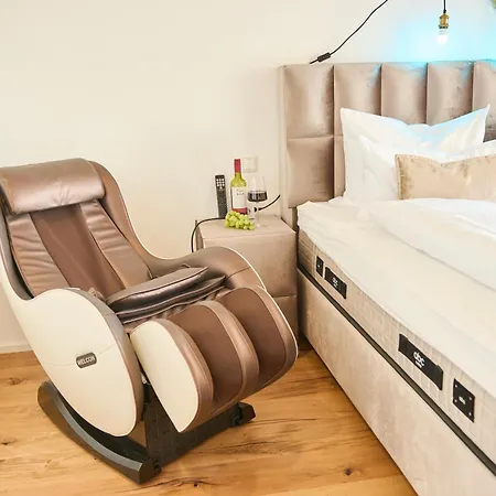 Wood World Ii Massage - Bergblick - Parken - Kueche - Light Show - Trampolin Apartment *
